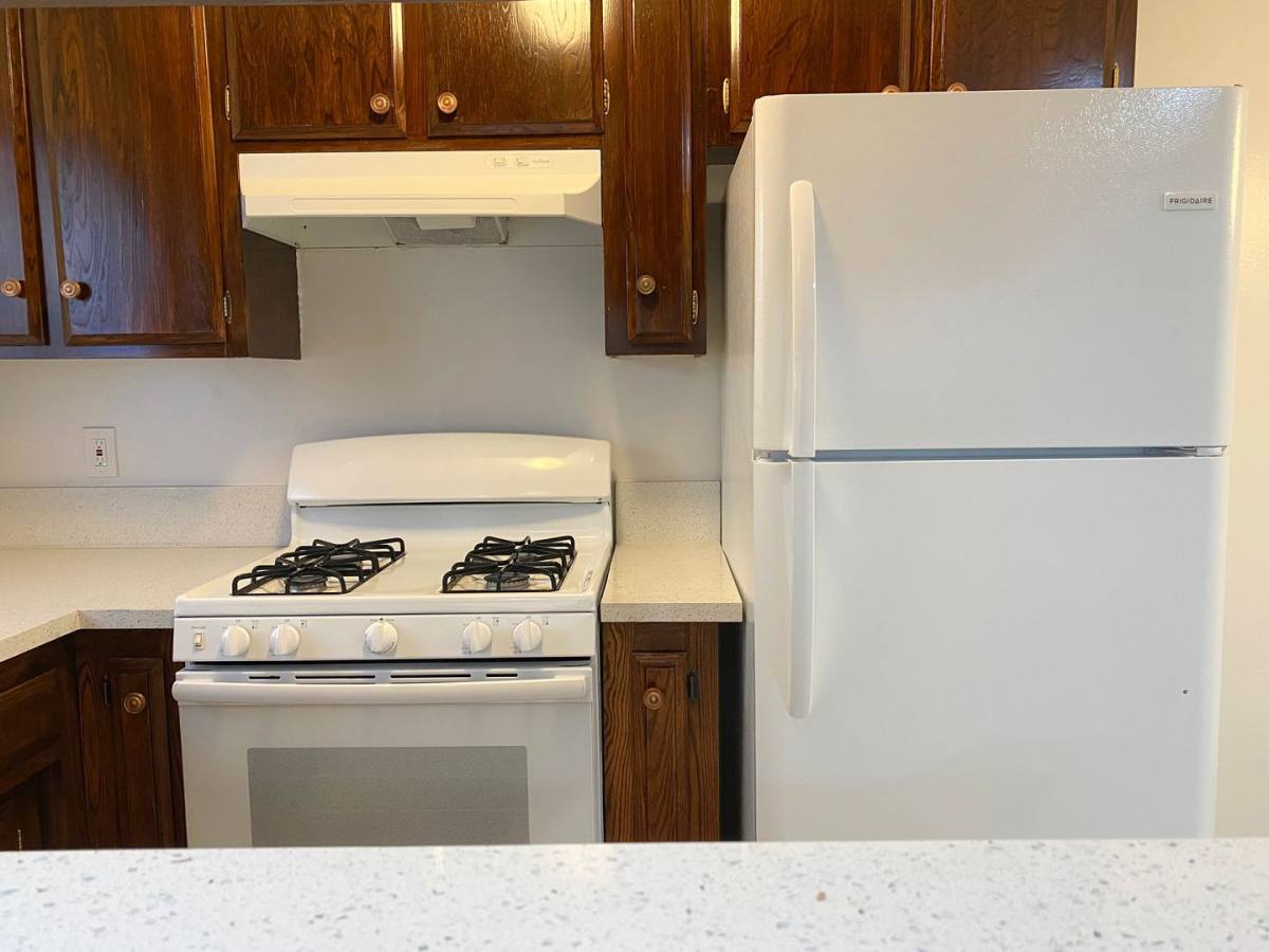 Apartment for rent at 951 - 963 Edgecliffe Dr, Los Angeles, CA 90026
