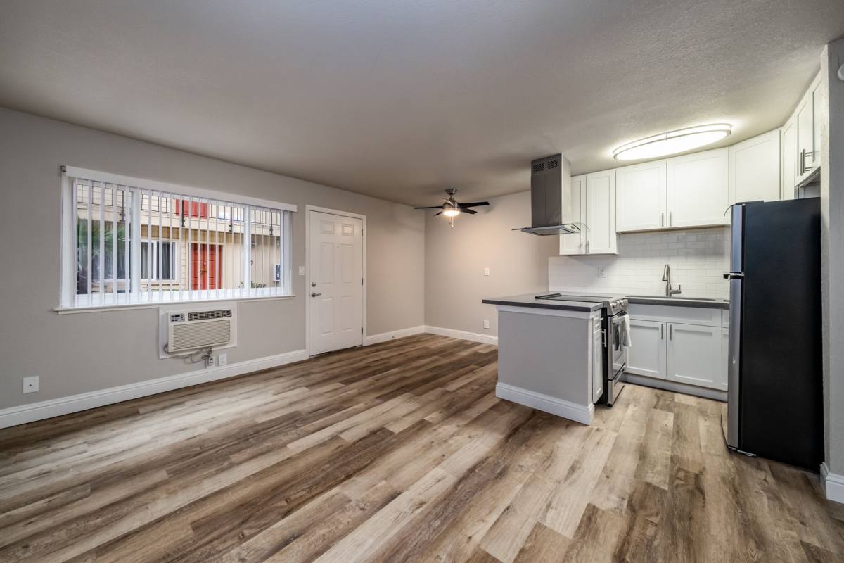 Apartment for rent at 1220 E St, Sacramento, CA 95814