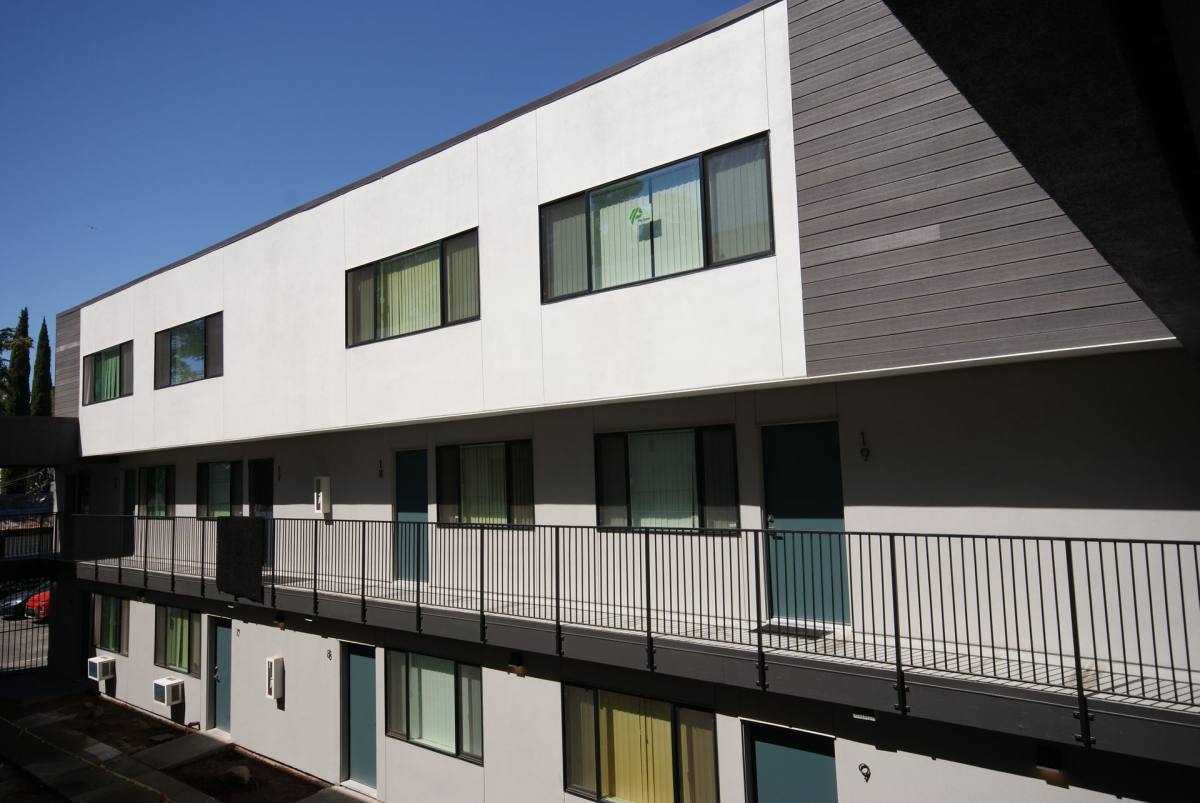 Apartment for rent at 1220 E St, Sacramento, CA 95814