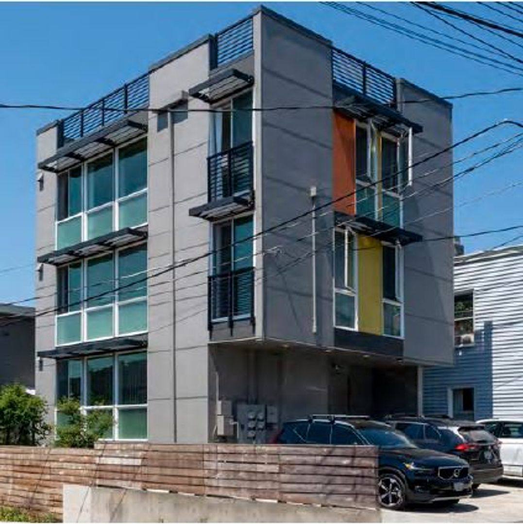 Apartment for rent at 4108 Fremont Ave N, Seattle, WA 98103