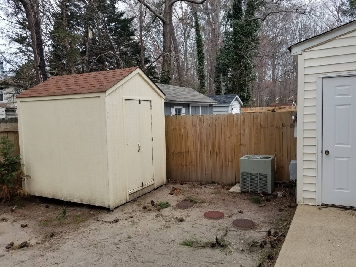 Townhouse for rent at 1125 Old Denbigh Blvd, Newport News, VA 23602