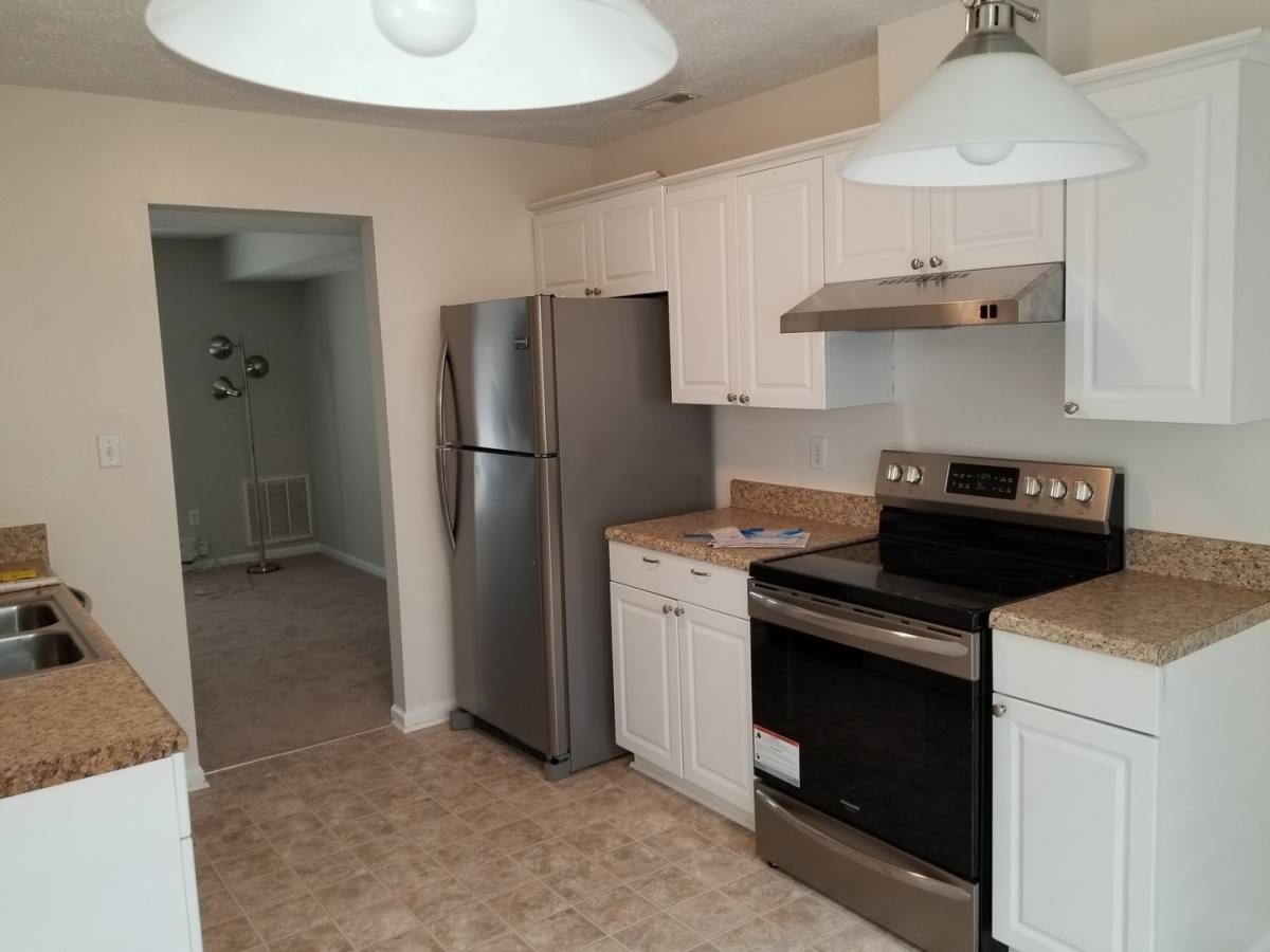 Townhouse for rent at 1125 Old Denbigh Blvd, Newport News, VA 23602