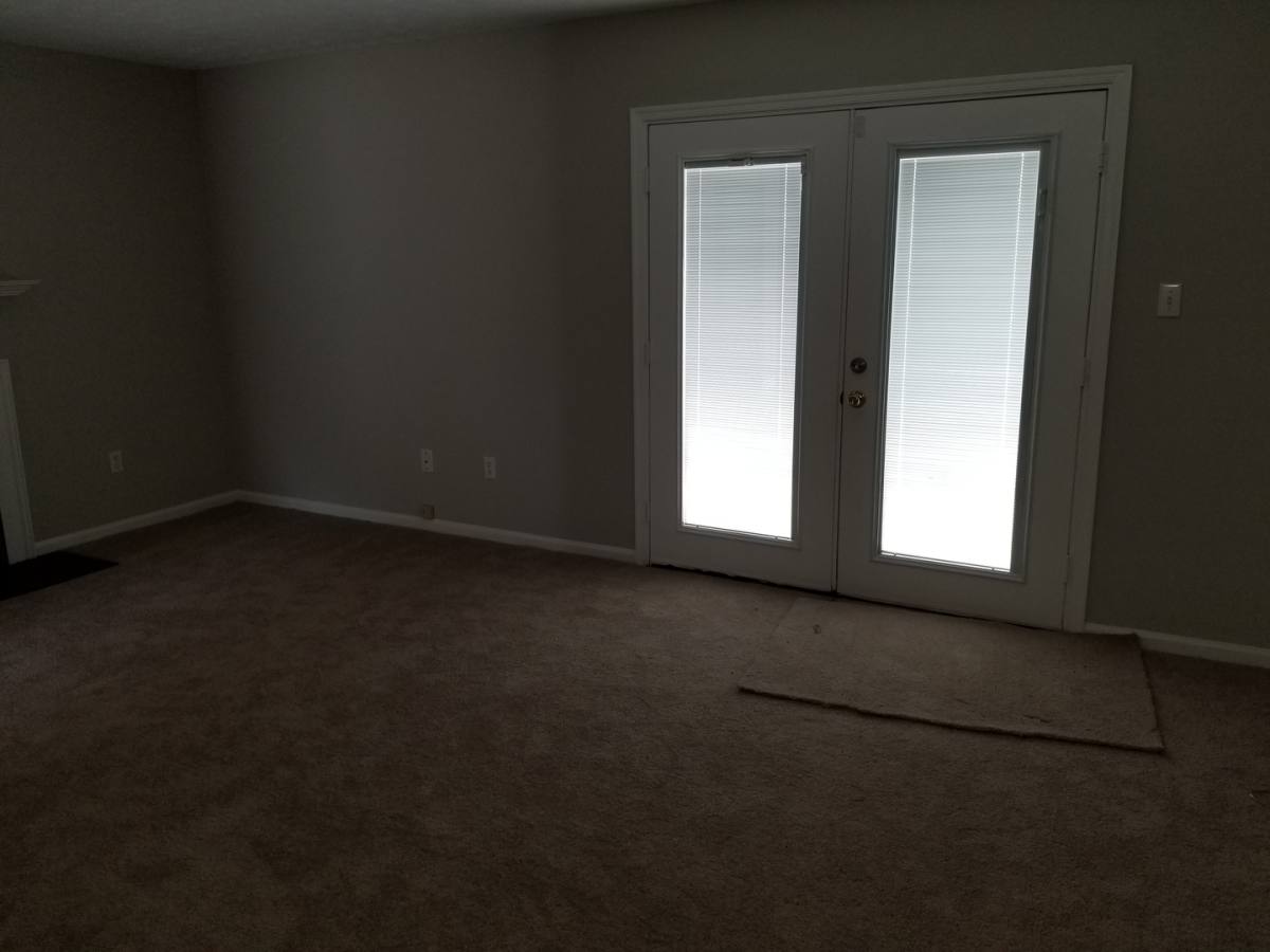 Townhouse for rent at 1125 Old Denbigh Blvd, Newport News, VA 23602