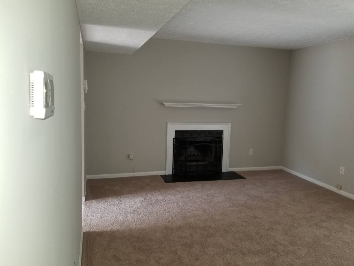 Townhouse for rent at 1125 Old Denbigh Blvd, Newport News, VA 23602