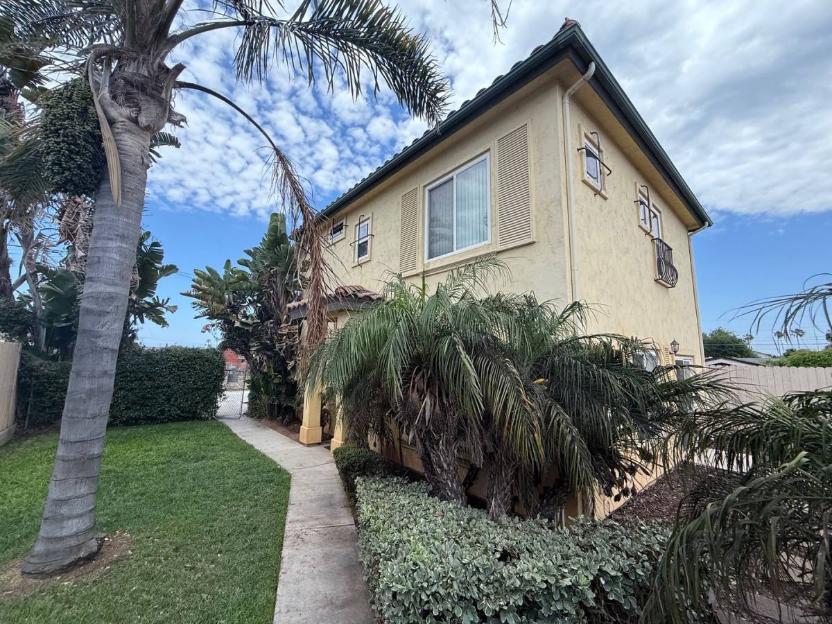 House for rent at 1018 12th St, Imperial Beach, CA 91932