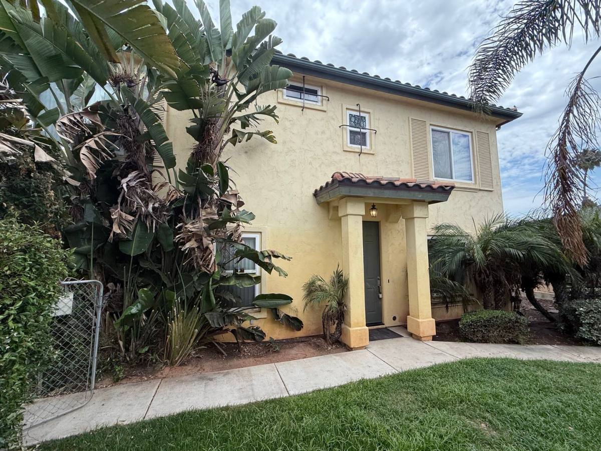 House for rent at 1018 12th St, Imperial Beach, CA 91932