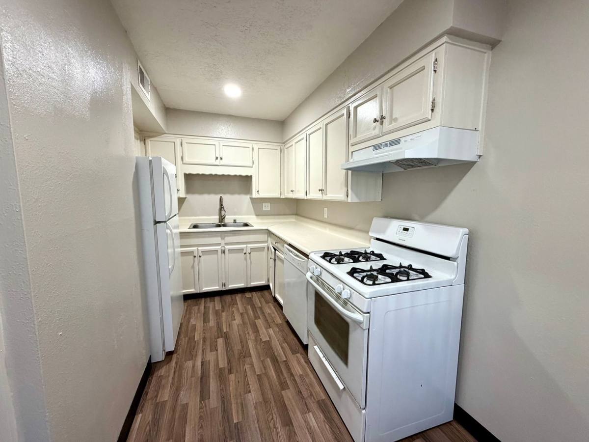 Apartment for rent at 2112 Moon St NE, Albuquerque, NM 87112