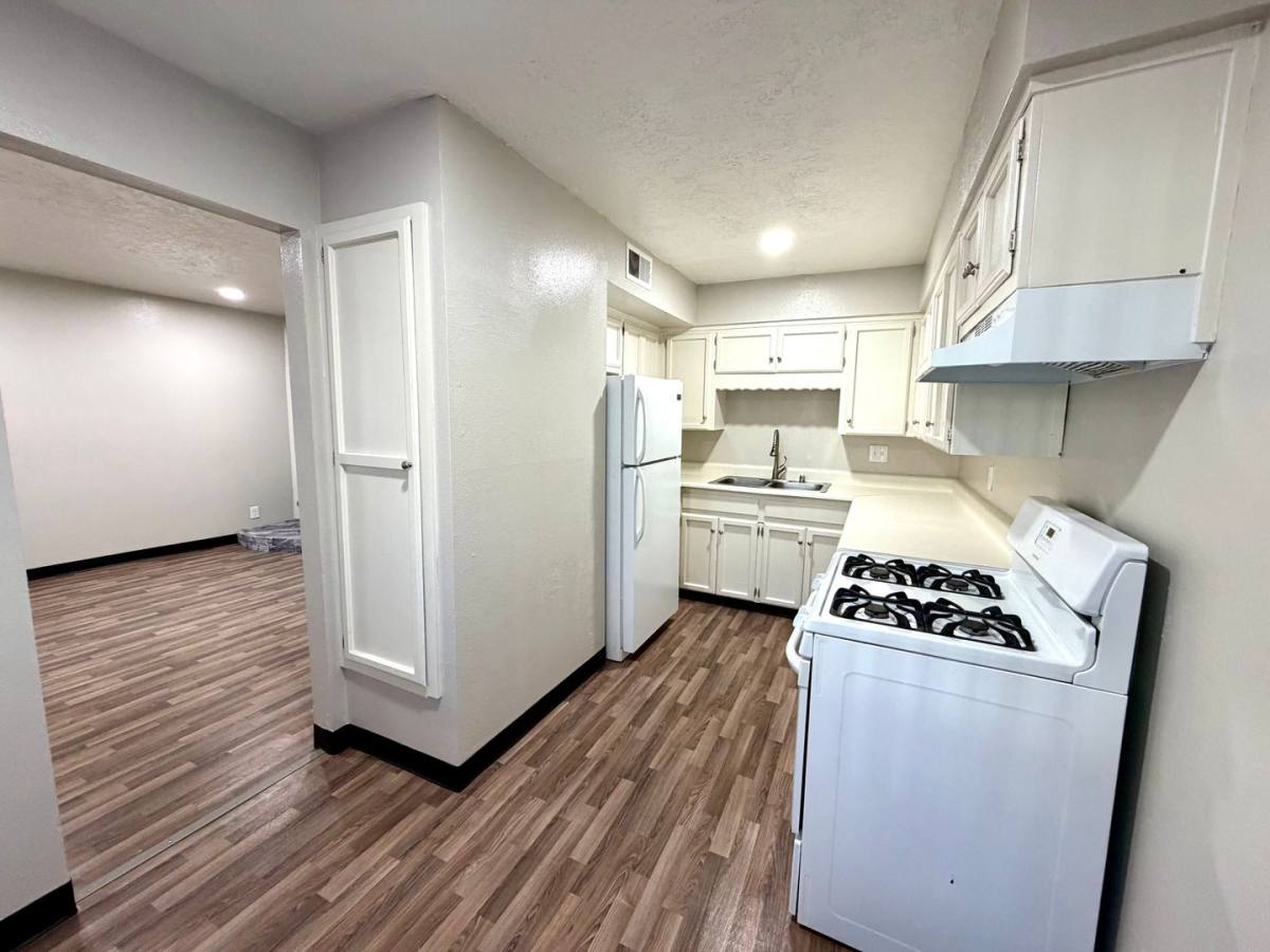 Apartment for rent at 2112 Moon St NE, Albuquerque, NM 87112