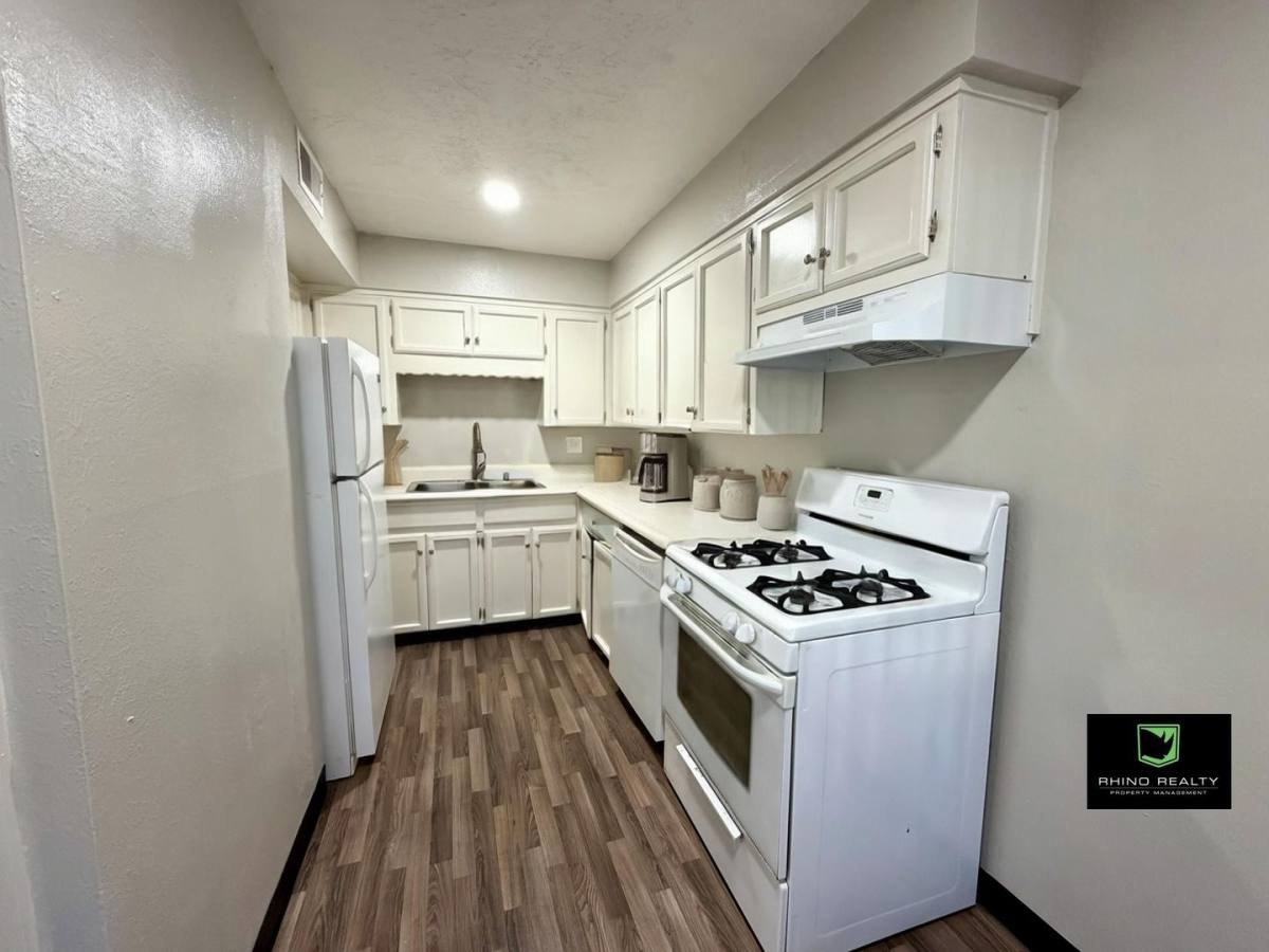 Apartment for rent at 2112 Moon St NE, Albuquerque, NM 87112