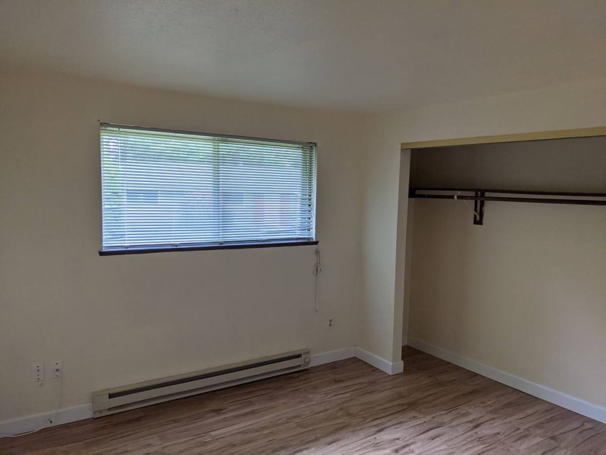 Apartment for rent at 39560 Gary St, Sandy, OR 97055