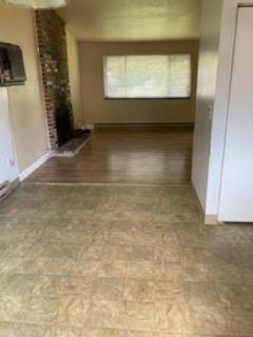 Apartment for rent at 39560 Gary St, Sandy, OR 97055
