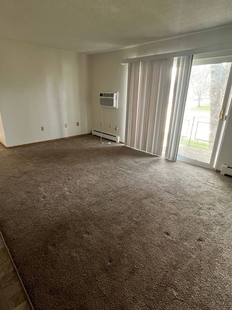 Apartment for rent at 804 4th St NE, Watertown, SD 57201