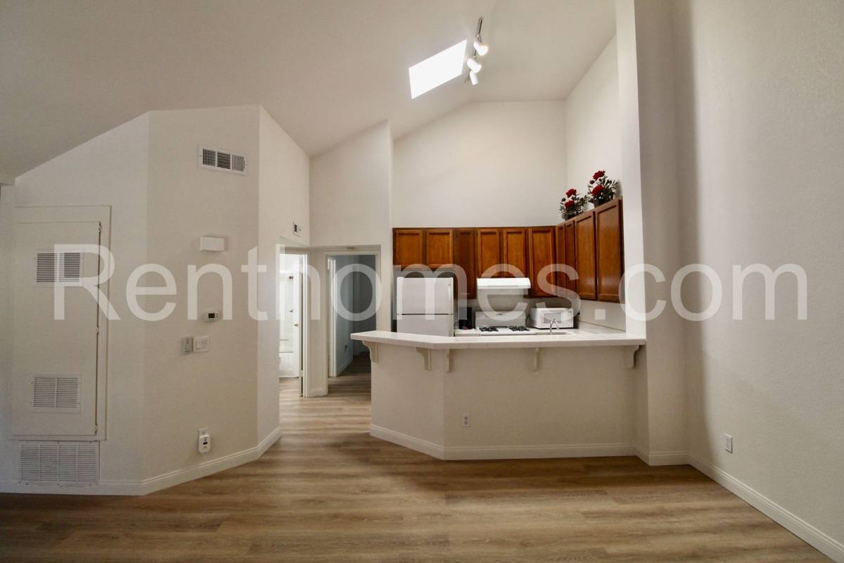 Condo for rent at 9916 Scripps Westview Way, San Diego, CA 92131