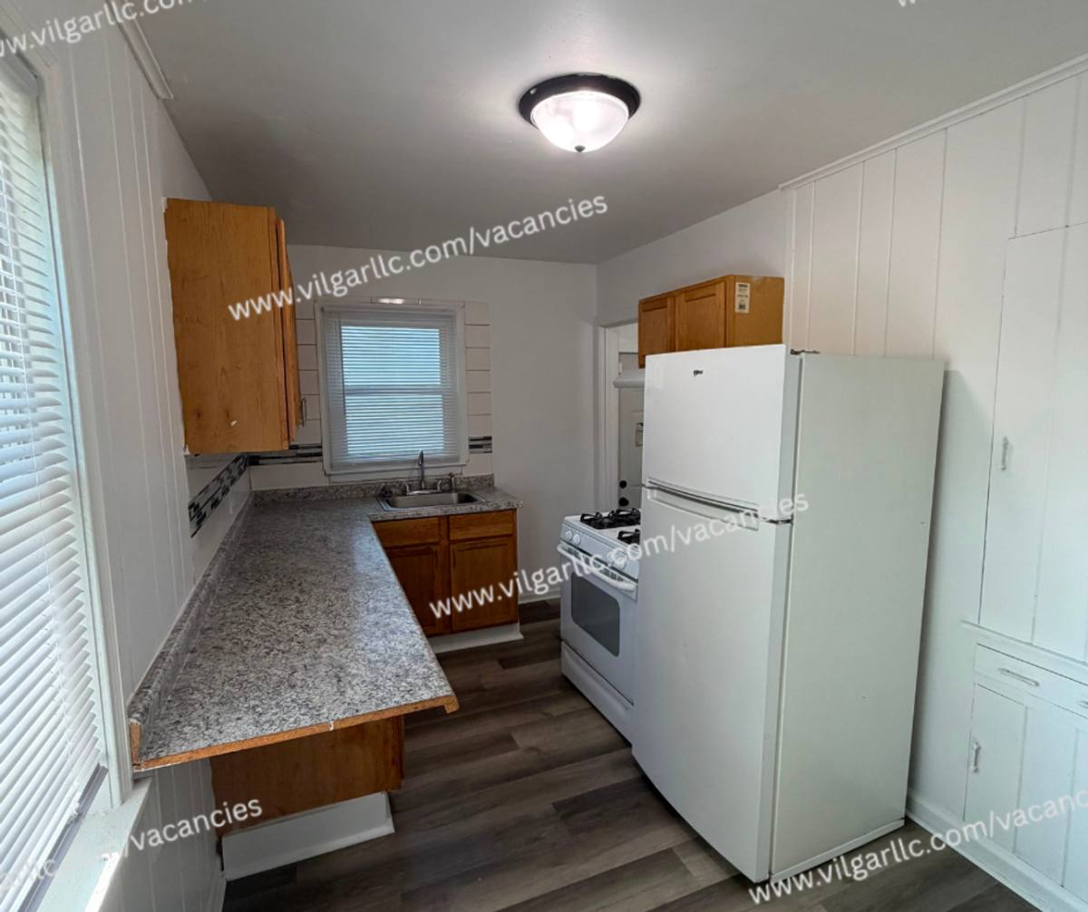 Condo for rent at 207 Taft St, Gary, IN 46404