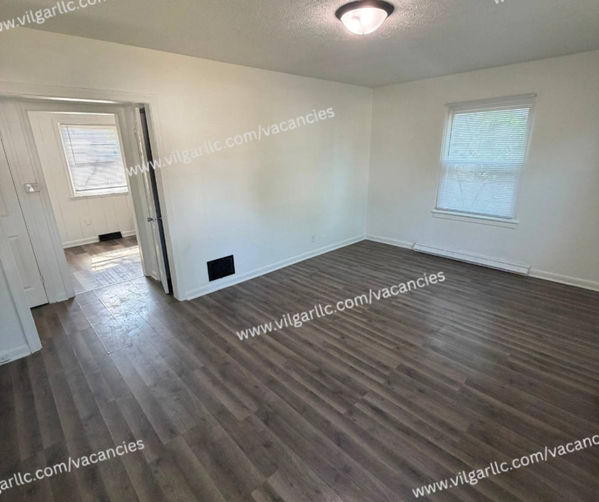 Condo for rent at 207 Taft St, Gary, IN 46404
