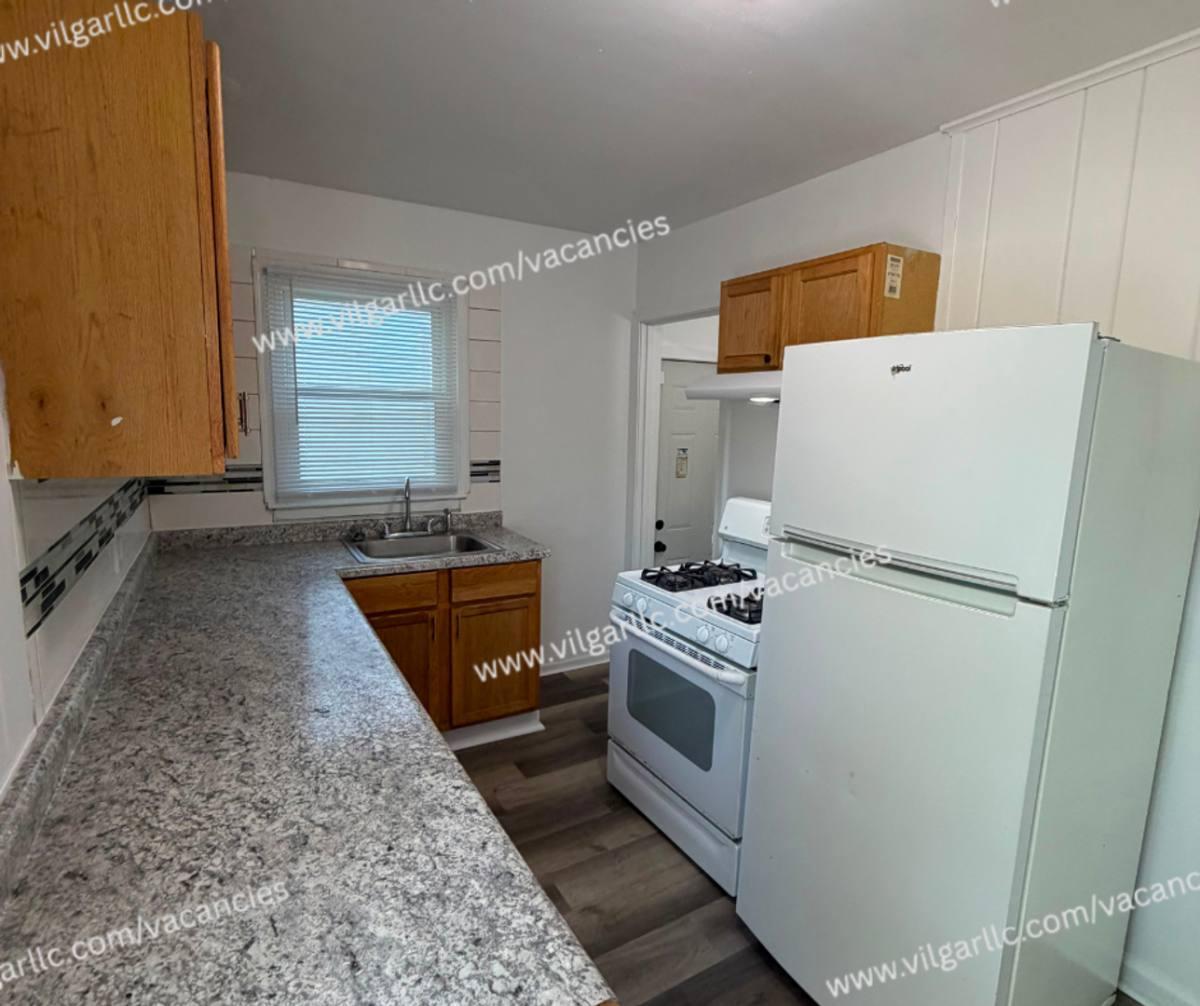 Condo for rent at 207 Taft St, Gary, IN 46404