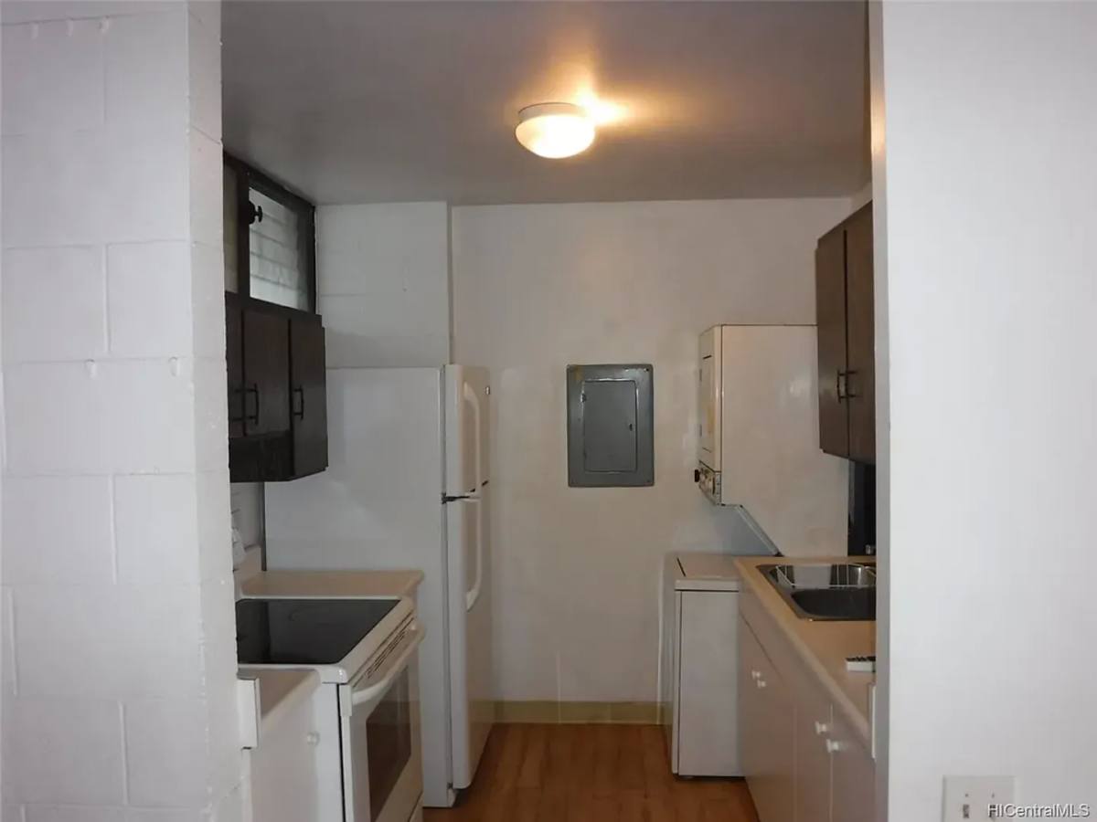 Apartment for rent at 1134 Kinau St, Honolulu, HI 96814
