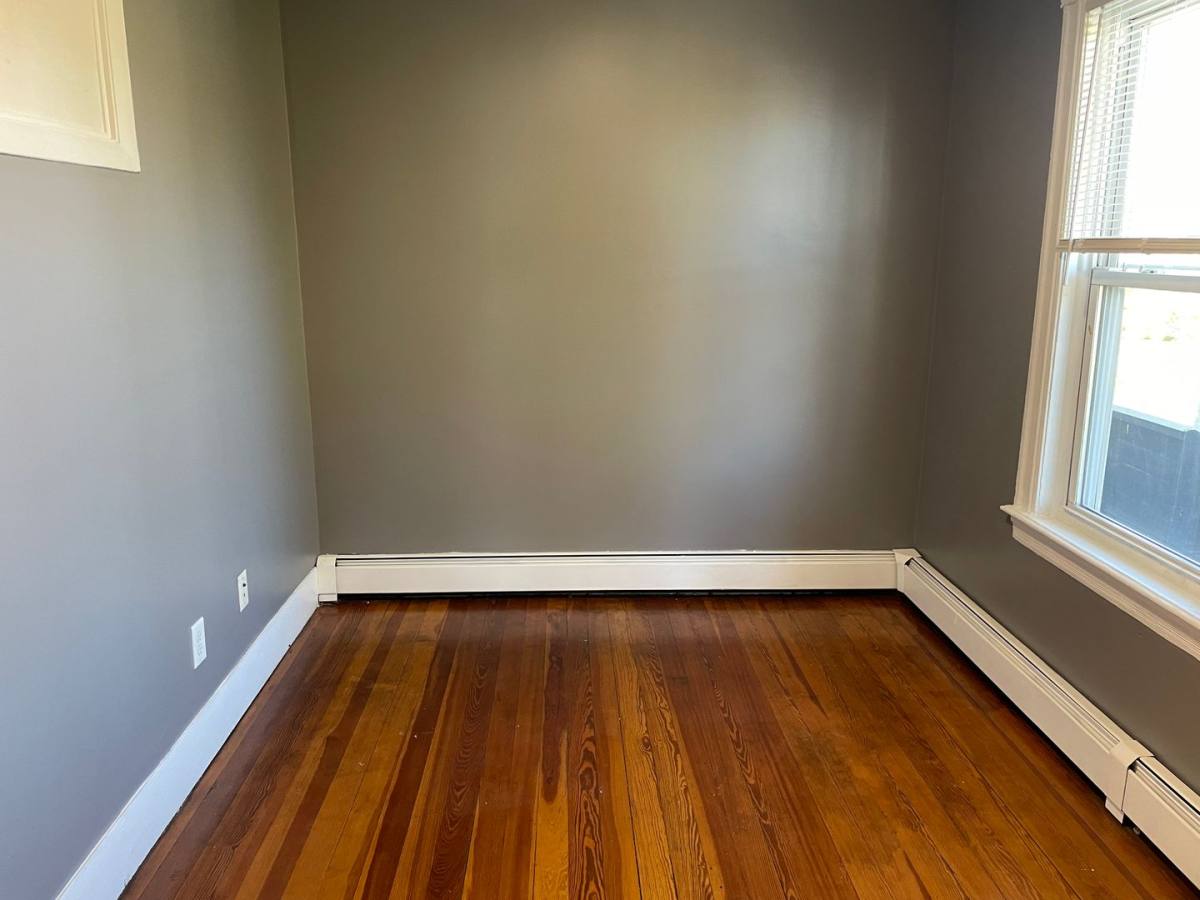 Apartment for rent at 94 Lonsdale Ave Lewis St, Pawtucket, RI 02860