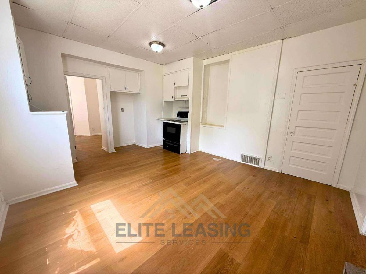 Apartment for rent at 1441 SW Van Buren St, Topeka, KS 66612