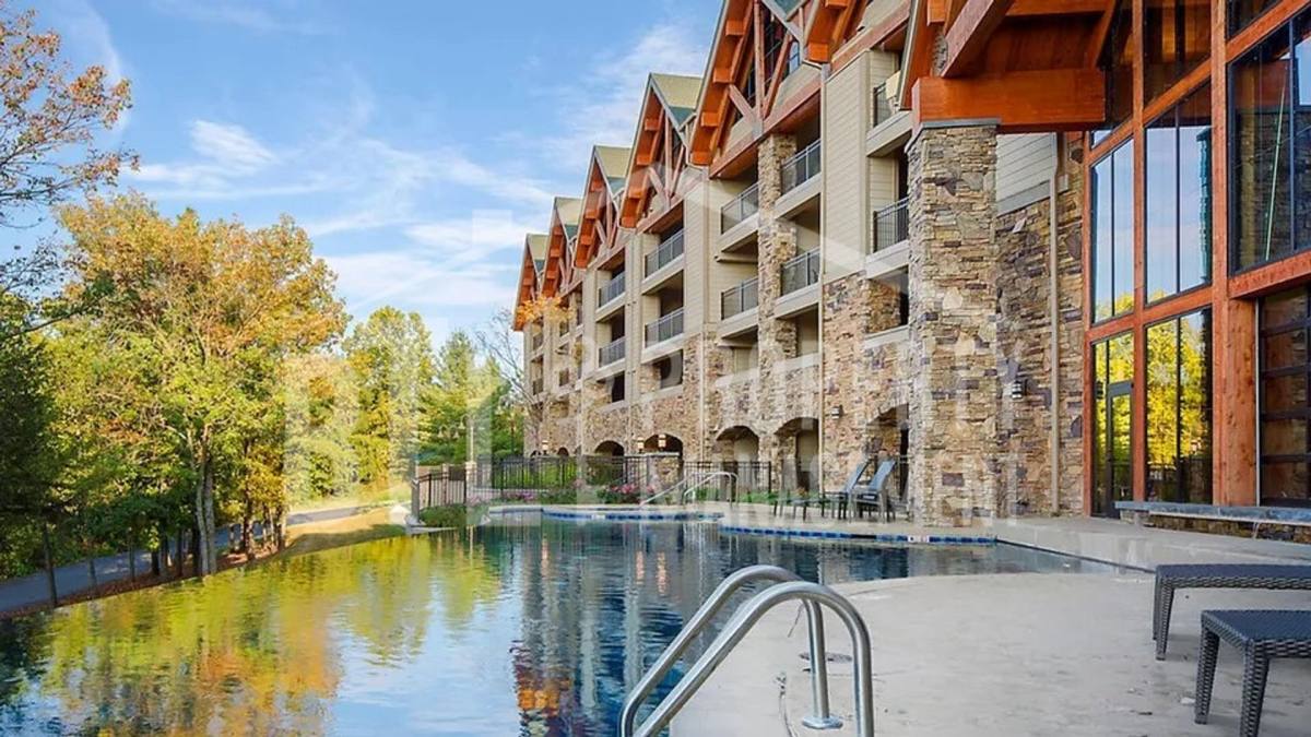 Condo for rent at 250 Lakewood Dr #6203, Hollister, MO 65672