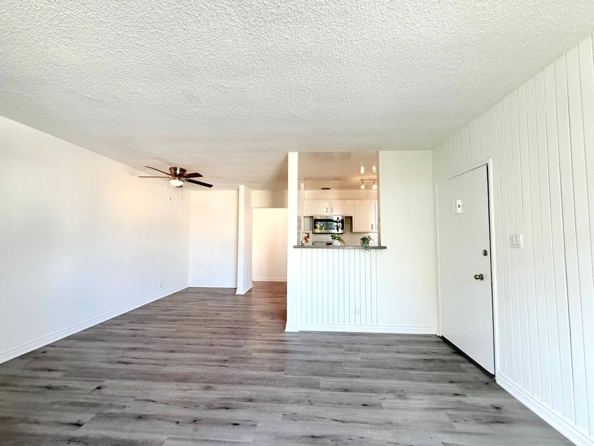 Apartment for rent at 1029 N Ardmore Ave, Los Angeles, CA 90029