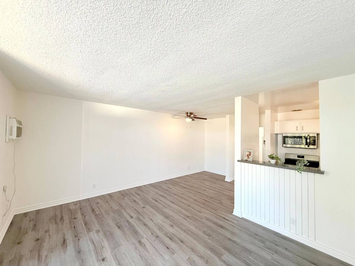 Apartment for rent at 1029 N Ardmore Ave, Los Angeles, CA 90029