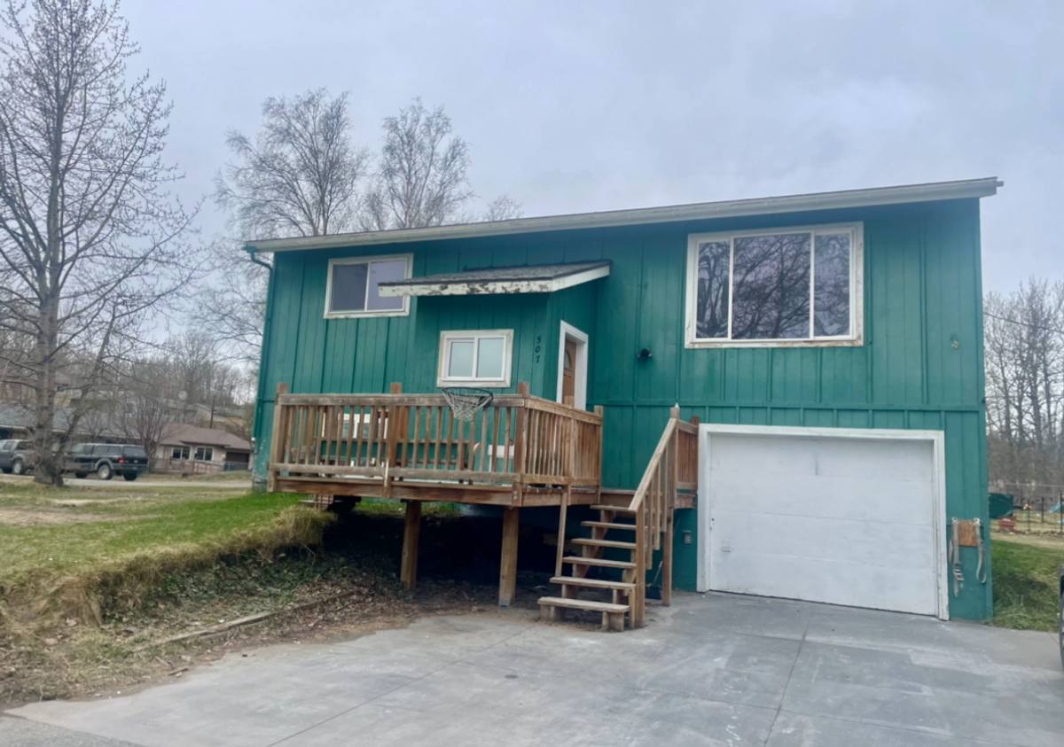 House for rent at 507 N Bailey St, Palmer, AK 99645