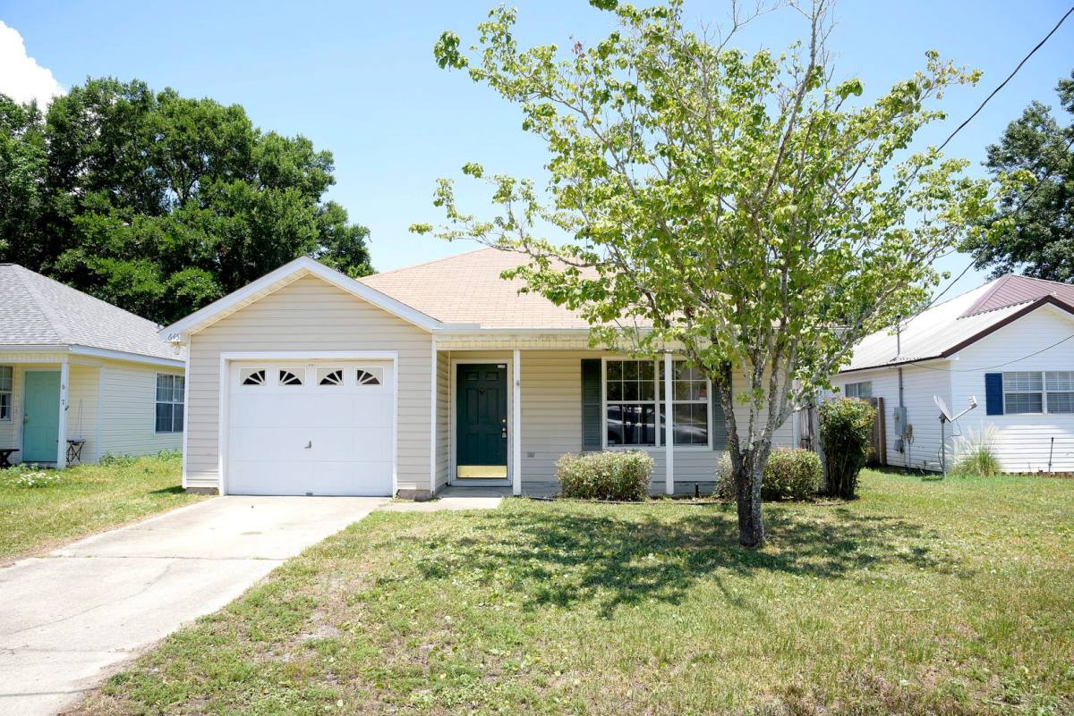 House for rent at 645 Jerrells Ave, Fort Walton Beach, FL 32547