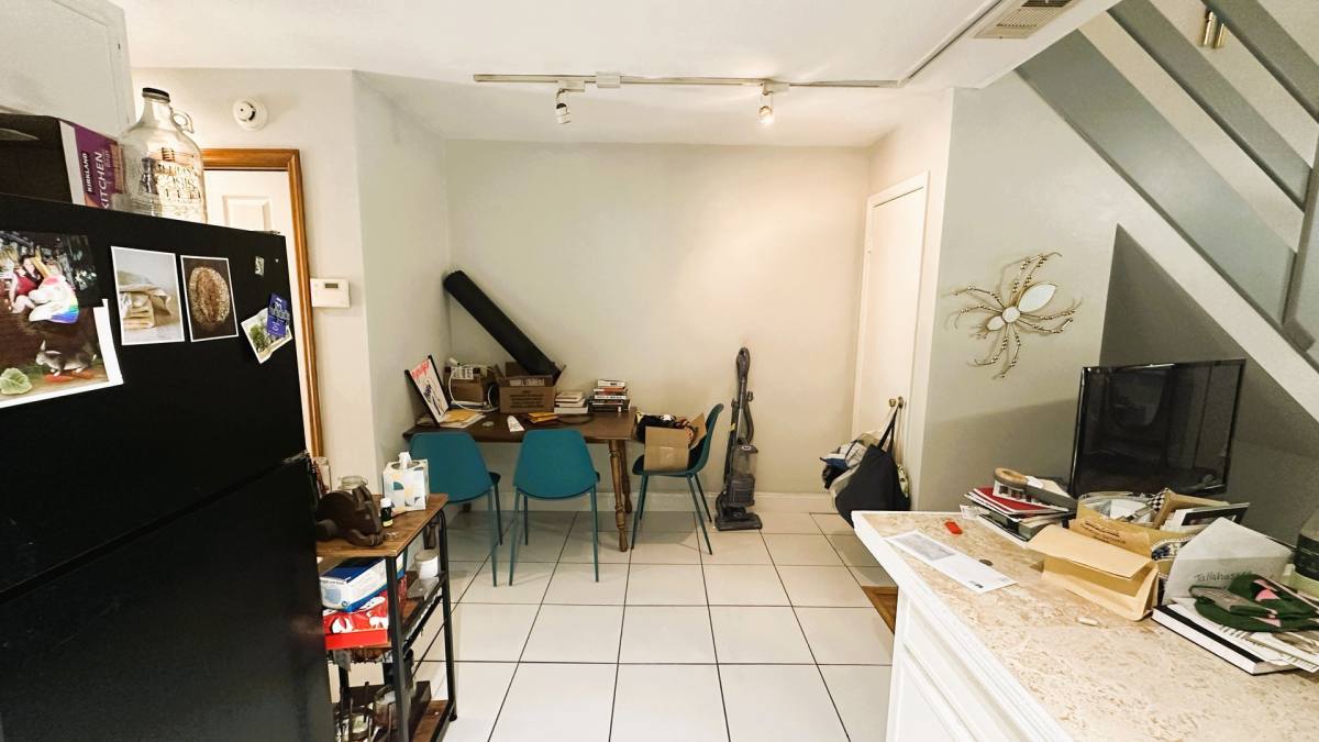 Townhouse for rent at 1059 Ocala Rd, Tallahassee, FL 32304