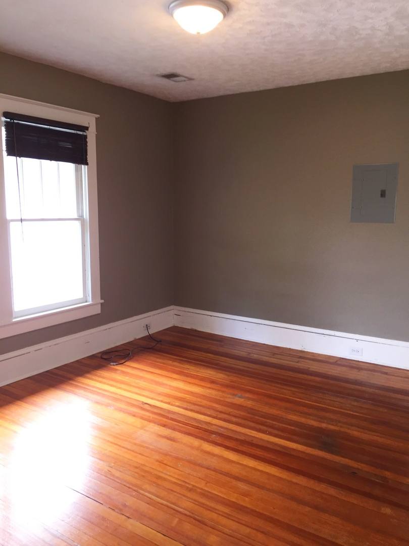 Apartment for rent at 218 Tate St, Greensboro, NC 27403