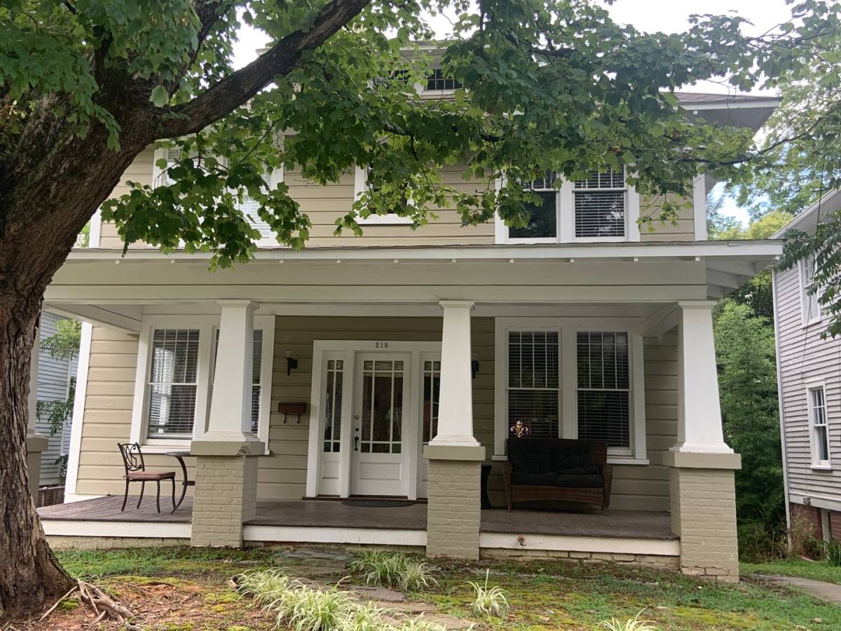 Apartment for rent at 218 Tate St, Greensboro, NC 27403