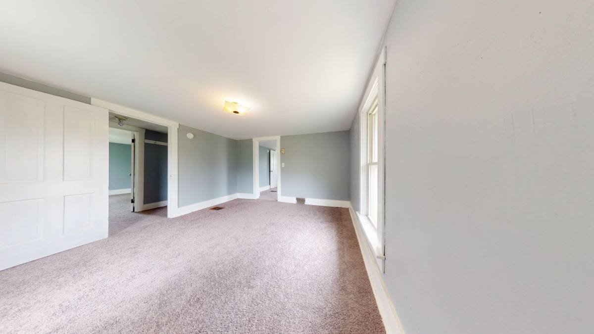 House for rent at 653 County Rd, Ashland, OH 44805