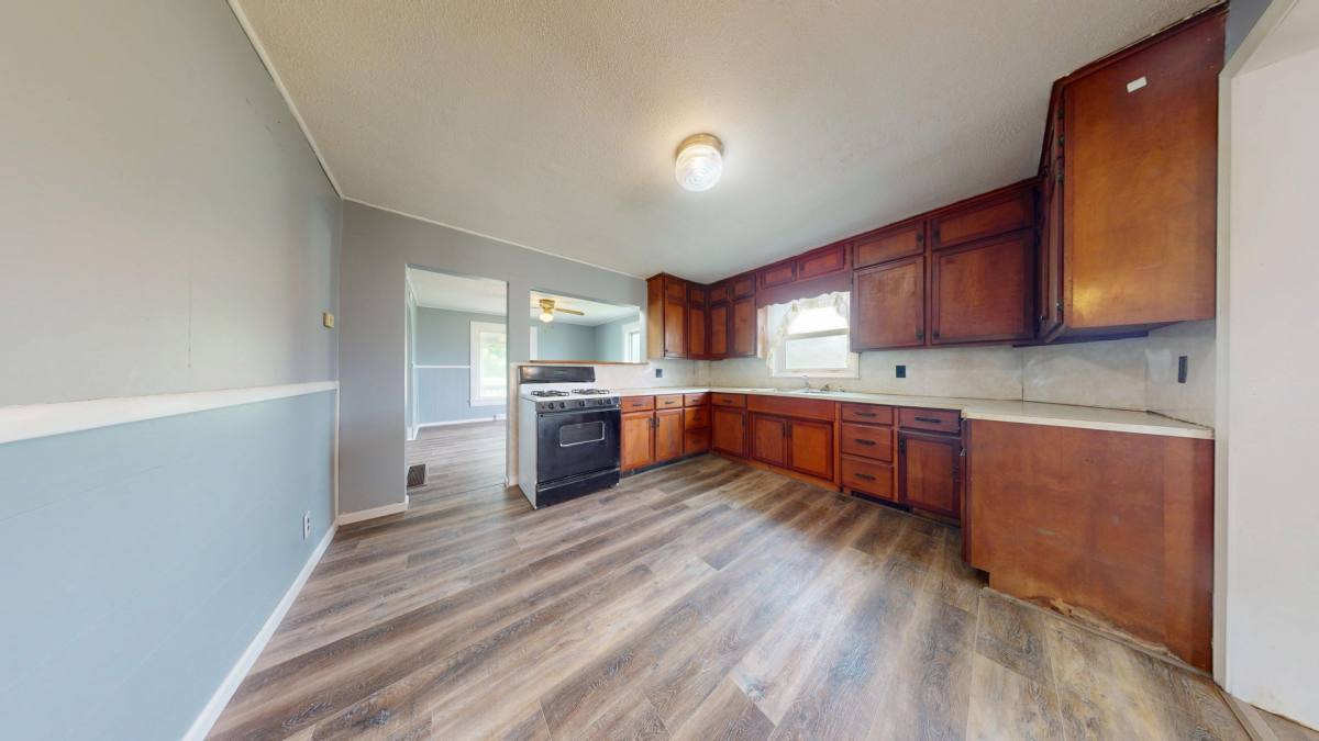 House for rent at 653 County Rd, Ashland, OH 44805