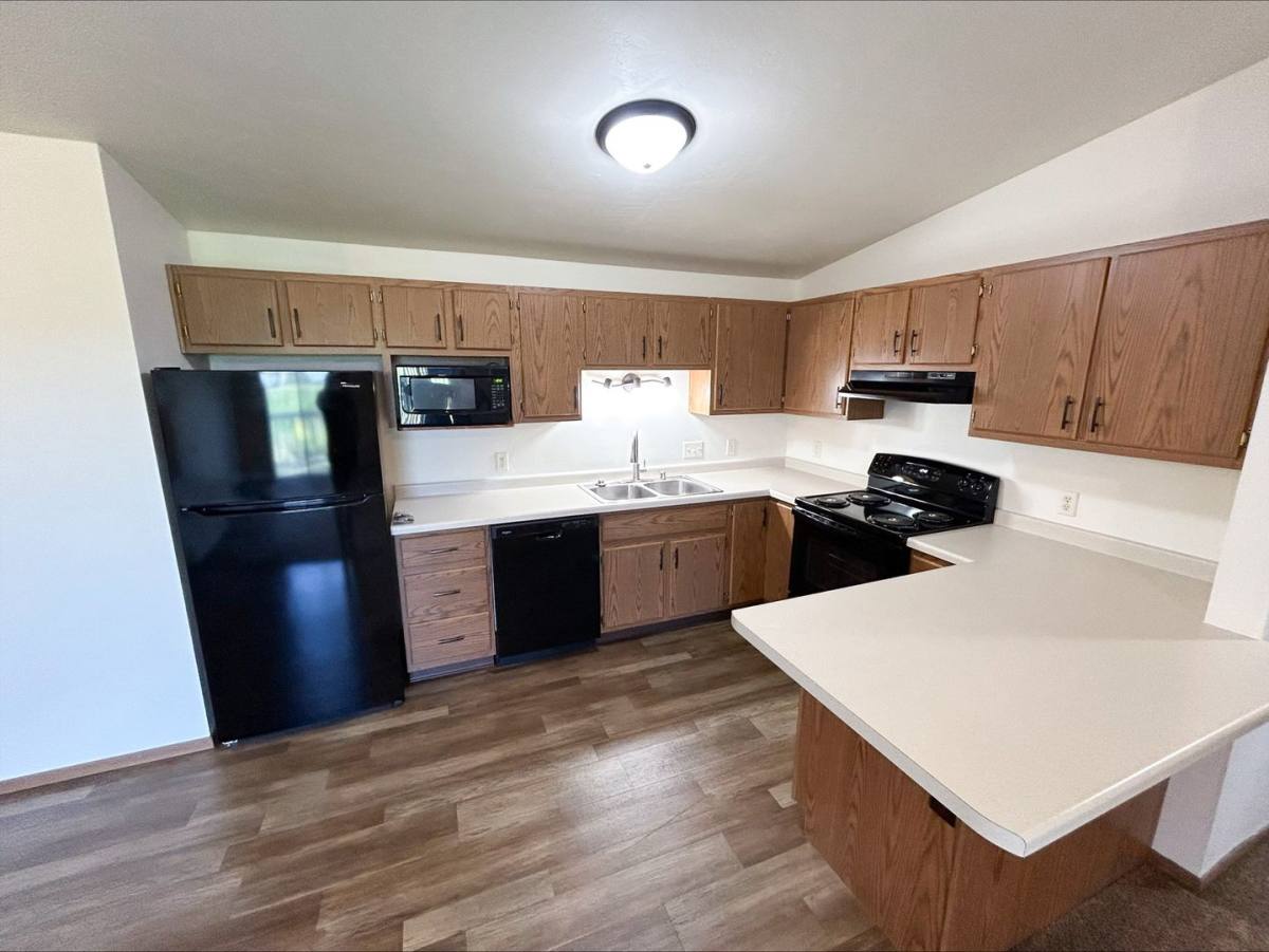 Apartment for rent at 100, 102, 104, 106 & 108 W Campus Dr, Clintonville, WI 54929