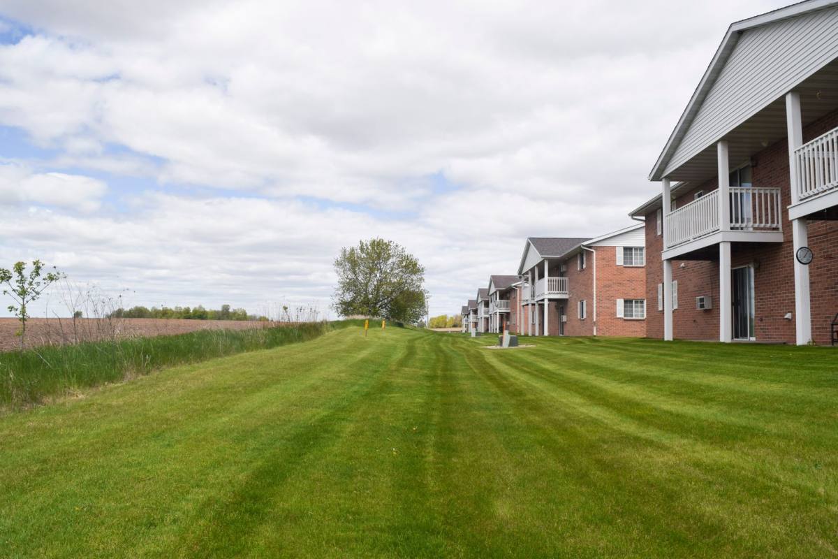 Apartment for rent at 100, 102, 104, 106 & 108 W Campus Dr, Clintonville, WI 54929