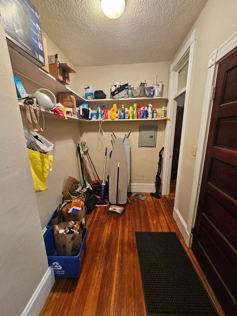 House for rent at 5 Eueston, Brookline, MA 02446