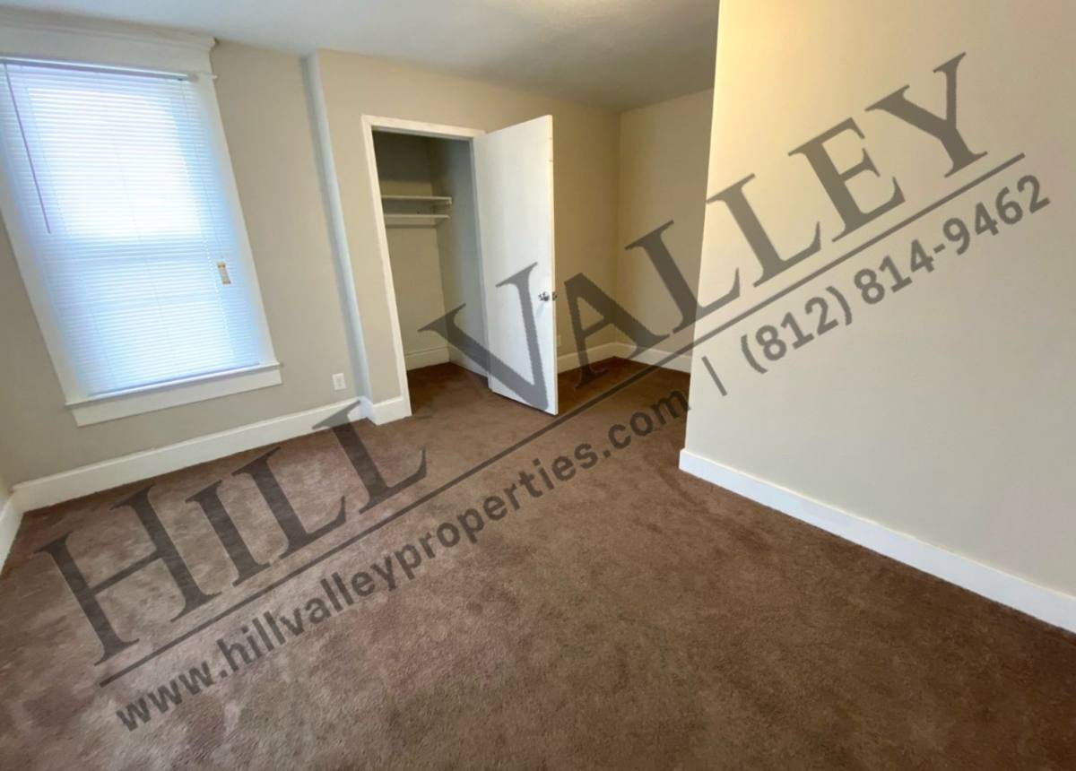 Apartment for rent at 1462 S 7th St, Terre Haute, IN 47802