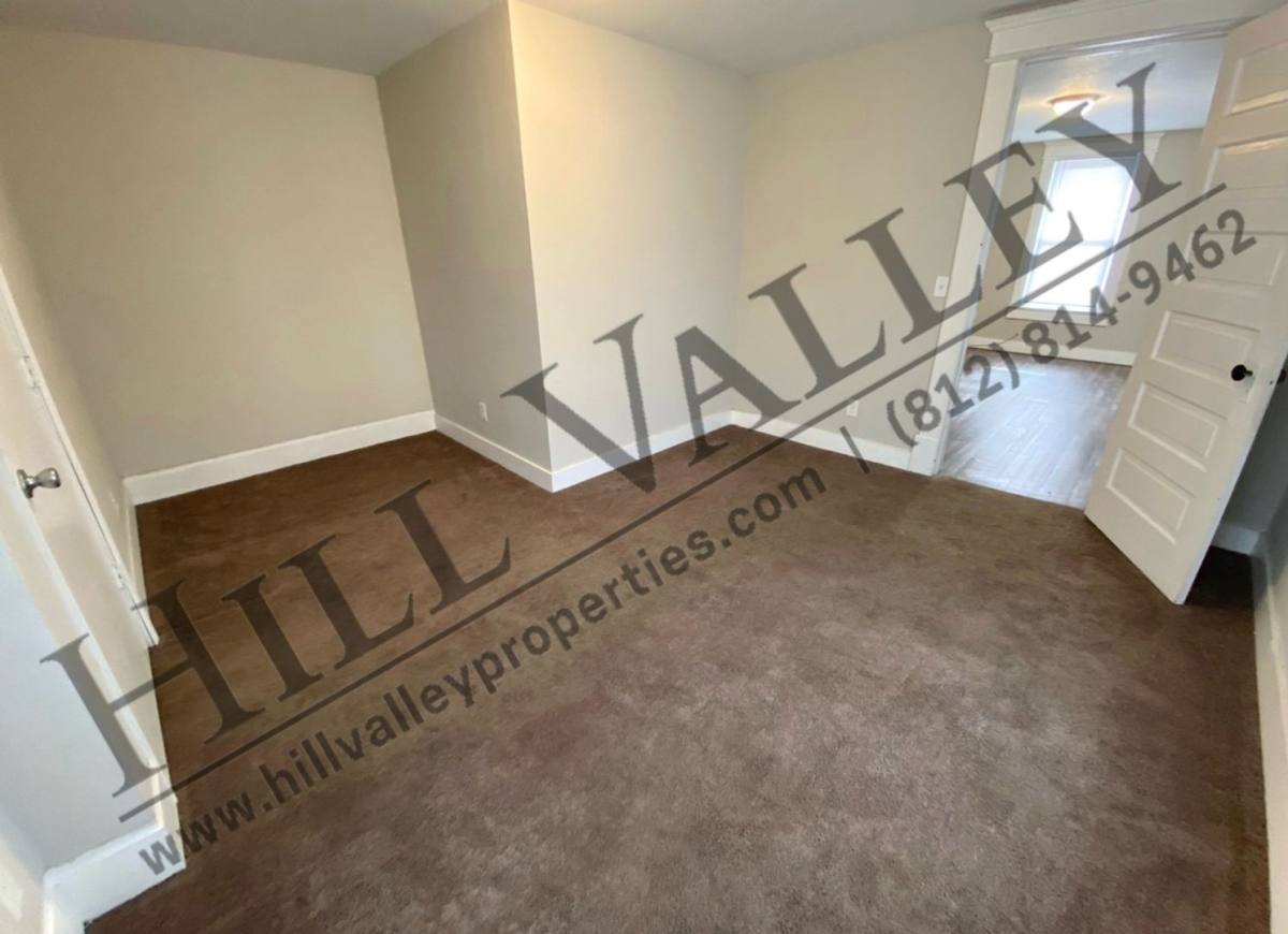 Apartment for rent at 1462 S 7th St, Terre Haute, IN 47802