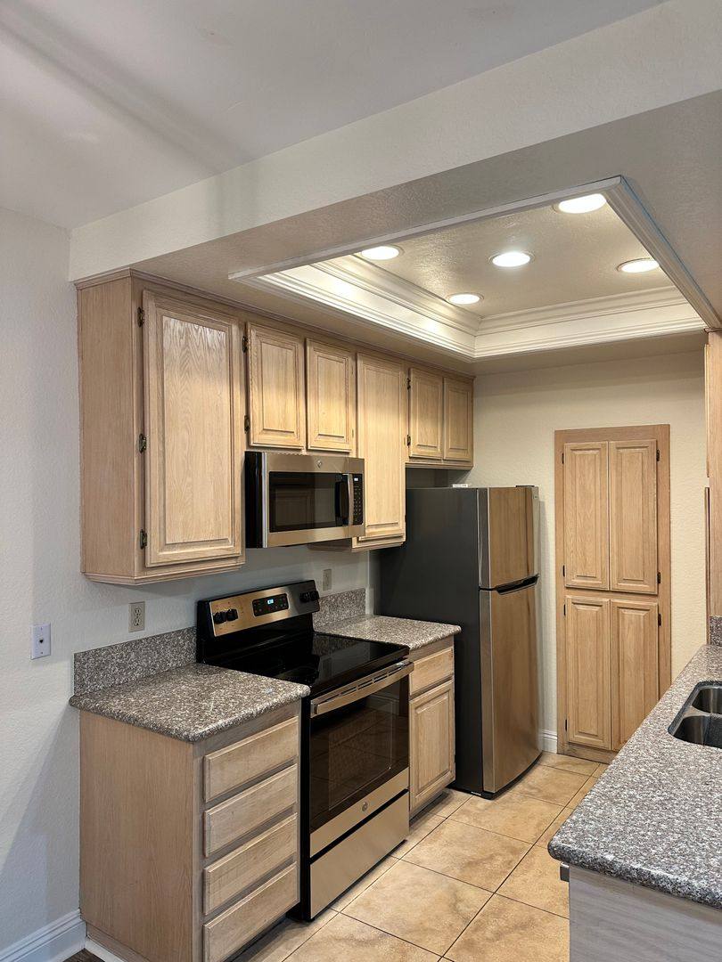 Condo for rent at 20702 El Toro Rd, 323- Building #22, Lake Forest, CA 92630