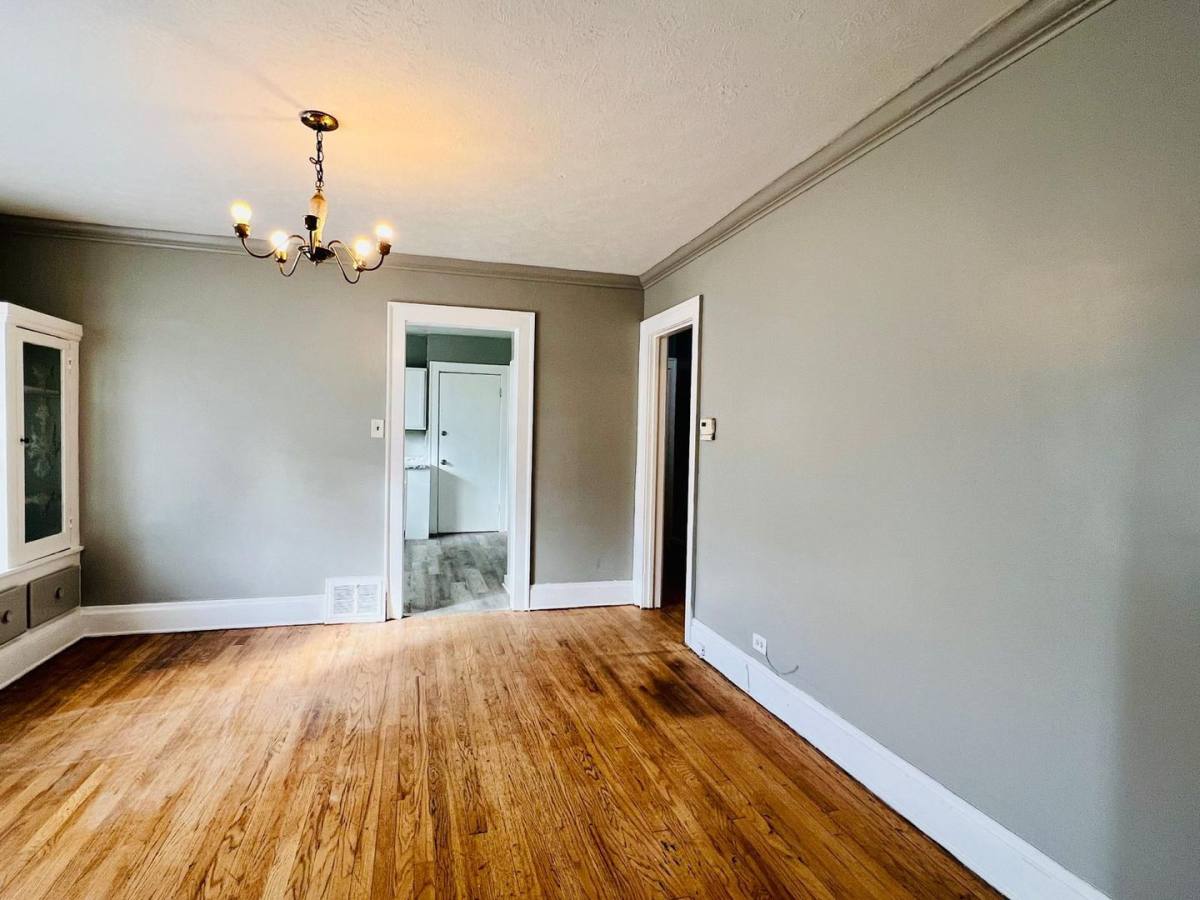 Apartment for rent at 3542 W 119th St, Cleveland, OH 44111