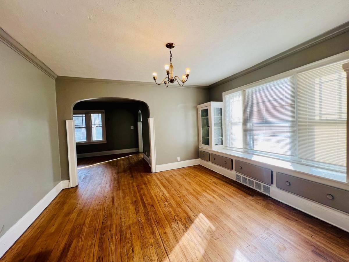 Apartment for rent at 3542 W 119th St, Cleveland, OH 44111