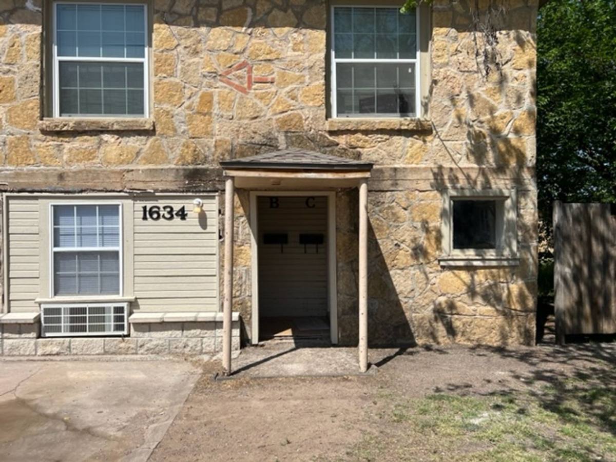 House for rent at 1634 Ave D #B, Abilene, TX 79601