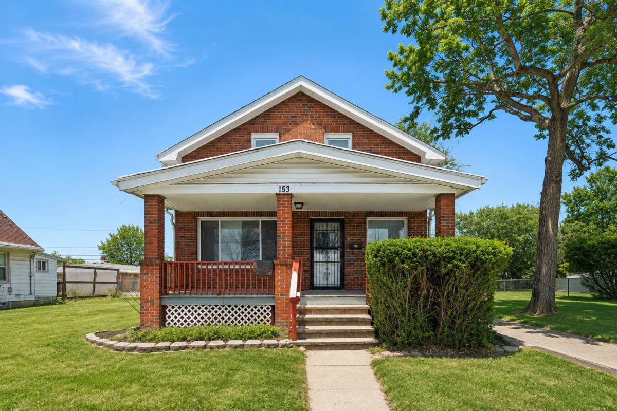 House for rent at 153 Henry St, Bedford, OH 44146