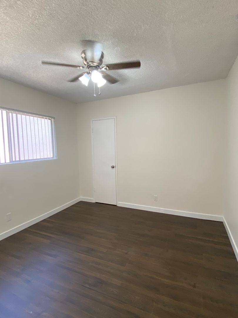Apartment for rent at 1546 S Gramercy Place, Los Angeles, CA 90019