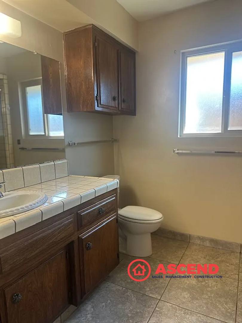 House for rent at 6713 Kimberly Ave, Bakersfield, CA 93308