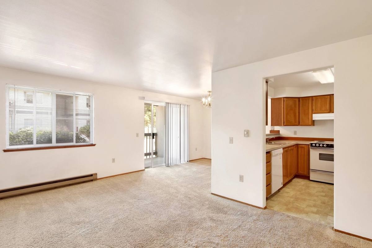 Apartment for rent at 2631, 2635, 2639, 2643, 2647 W Maplewood Ave, Bellingham, WA 98225