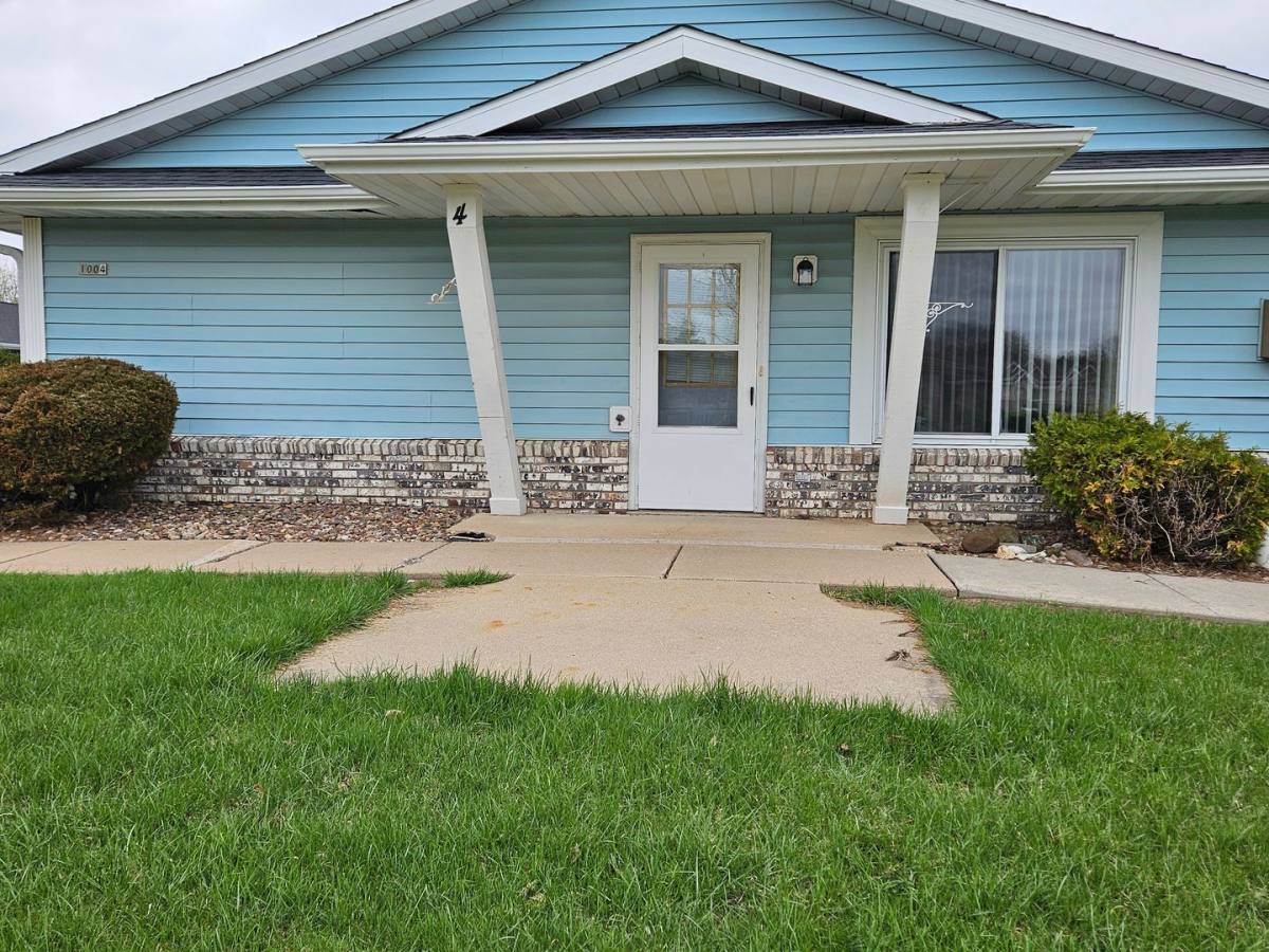 Townhouse for rent at 2411 Monique Lane, Marshfield, WI 54449