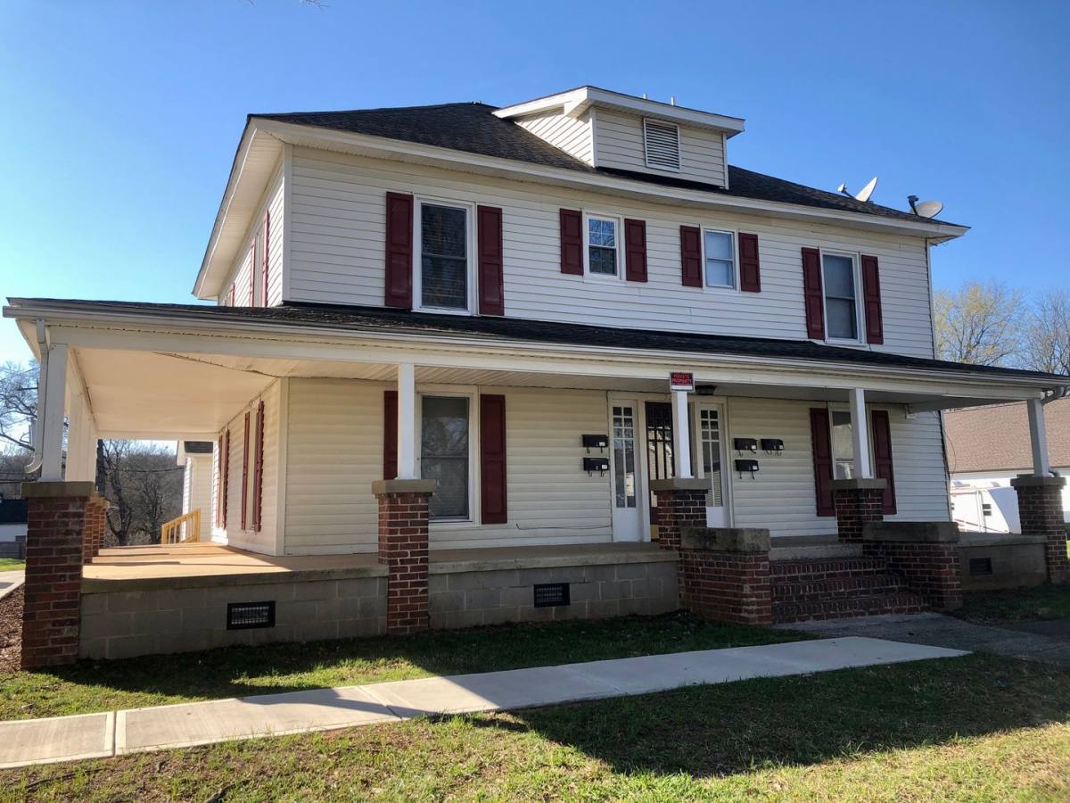 Apartment for rent at 223 E Glendale Ave, Mount Holly, NC 28120