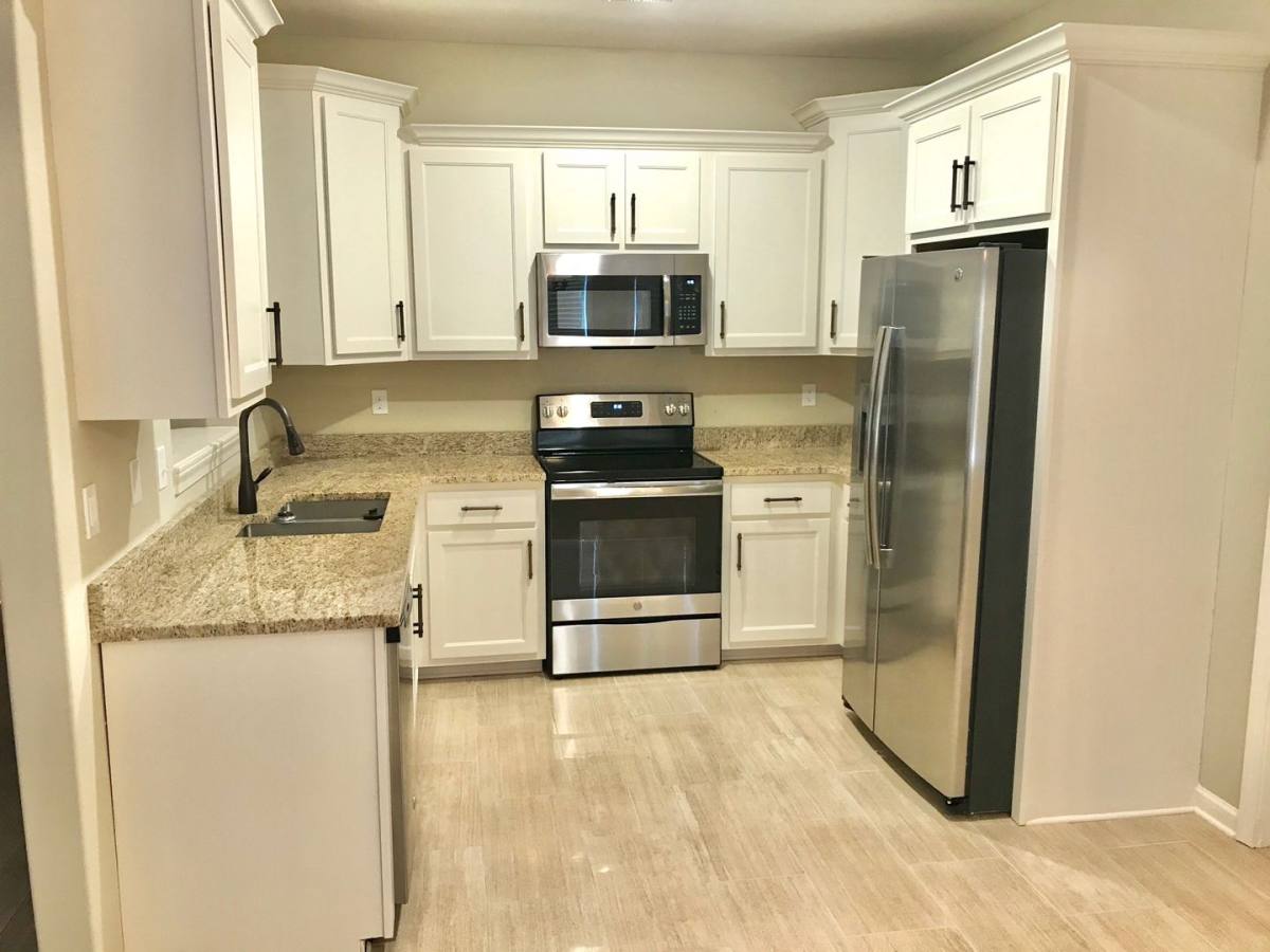 Apartment for rent at 5413 Riverstone Dr, Memphis, TN 38125