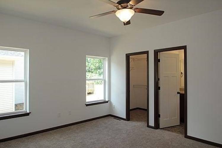 House for rent at 2054 Mackinaw Dr, Iowa City, IA 52245